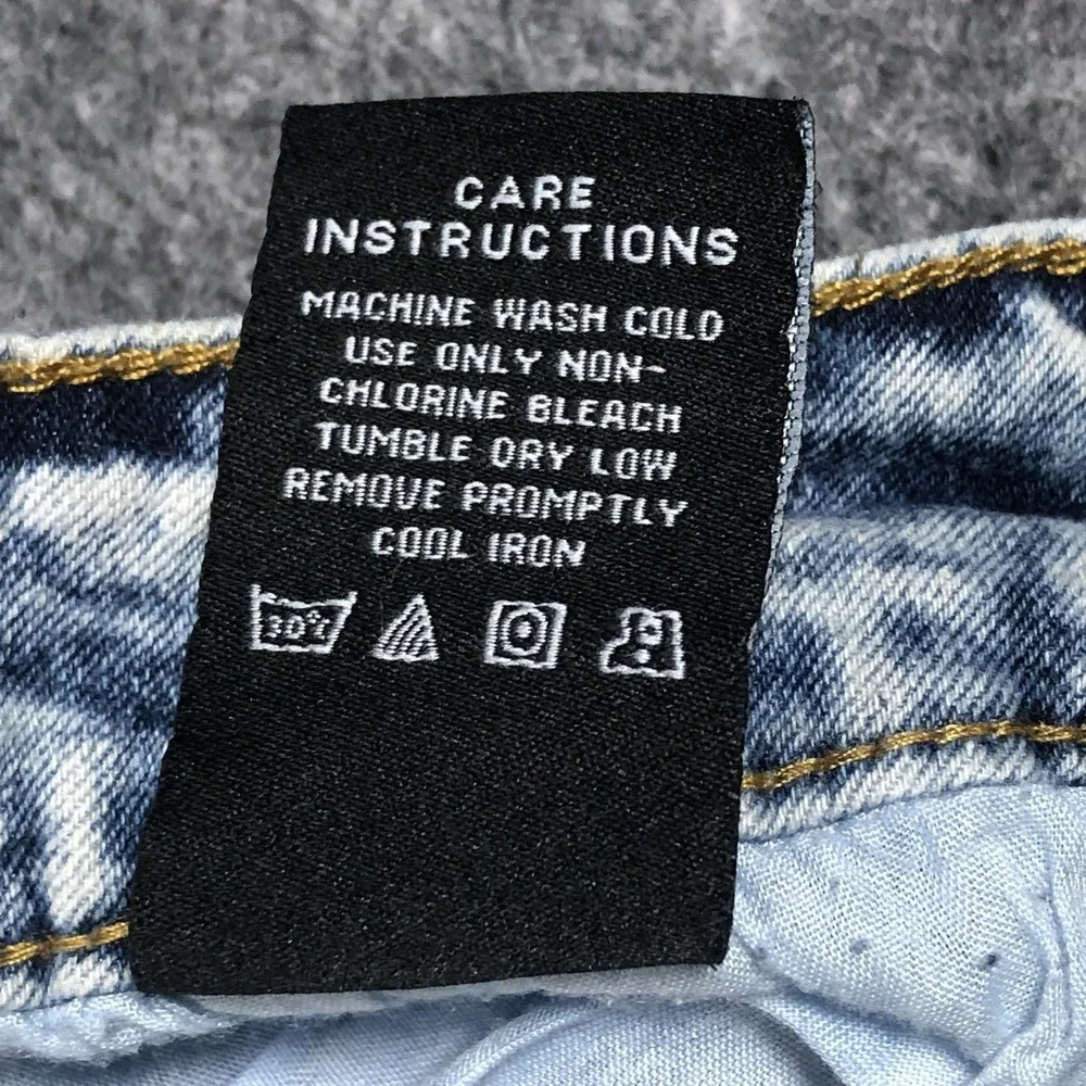Vintage Rocawear Jeans Mens 40x30 Blue Acid Wash Straight Leg Embroidered Denim